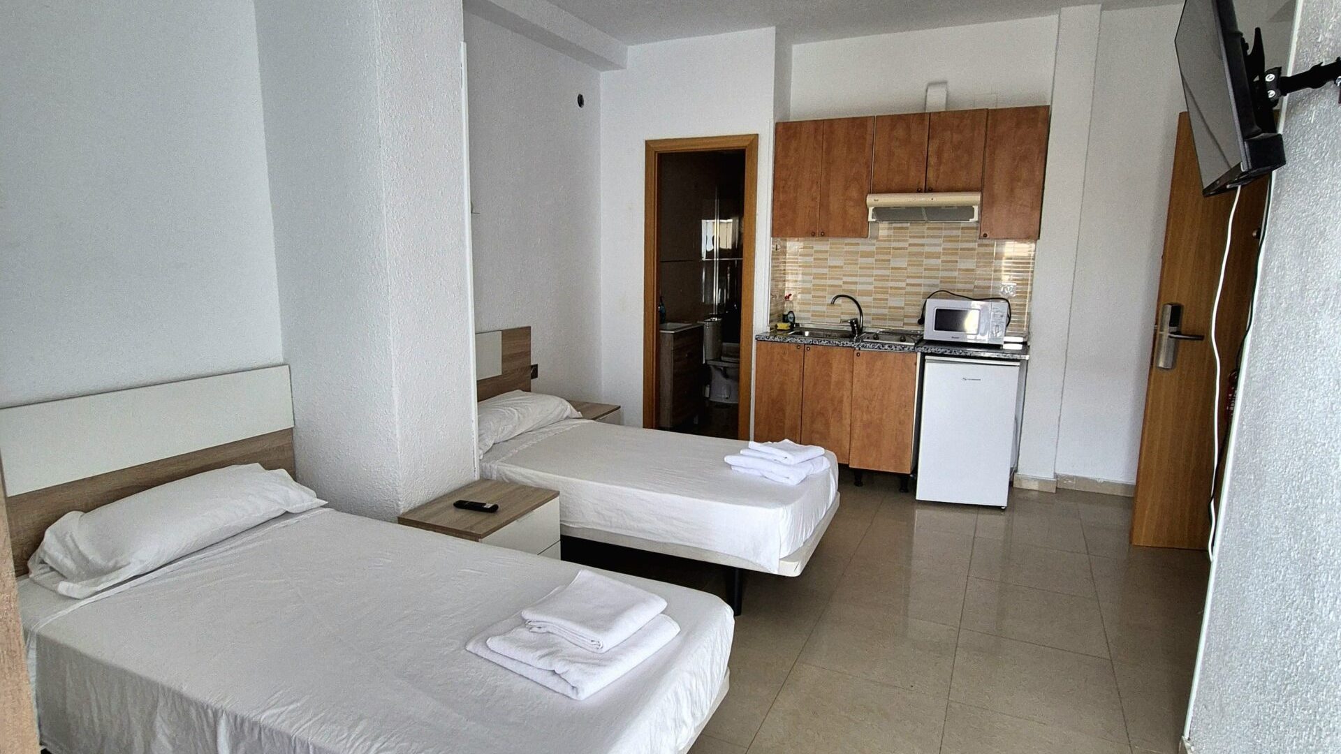 WhatsApp Image 2025-03-13 at 12.05.49 PM (1)